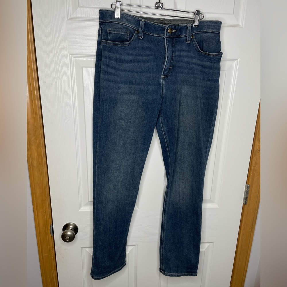 Lee Jeans